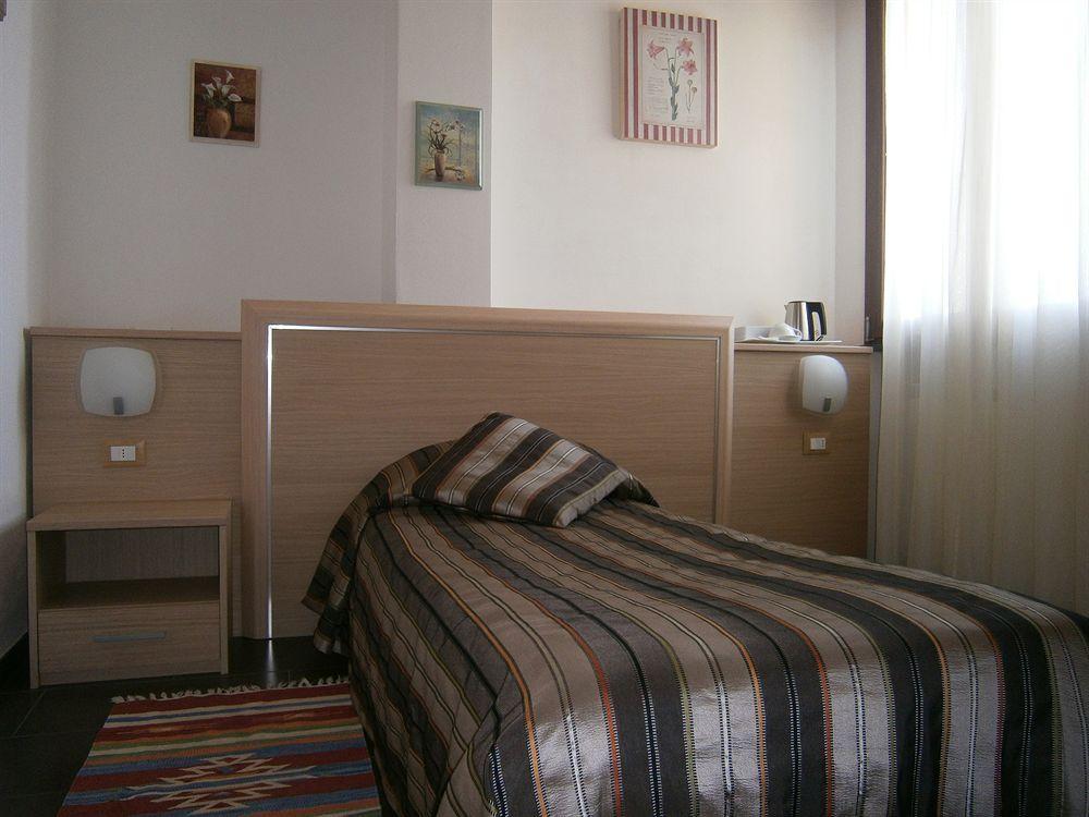 Arianna Hill House Bed & Breakfast La Spezia Exterior photo