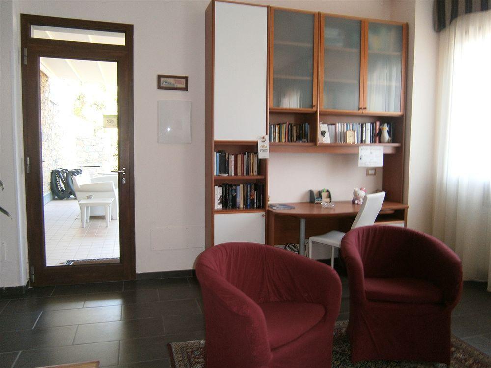 Arianna Hill House Bed & Breakfast La Spezia Exterior photo