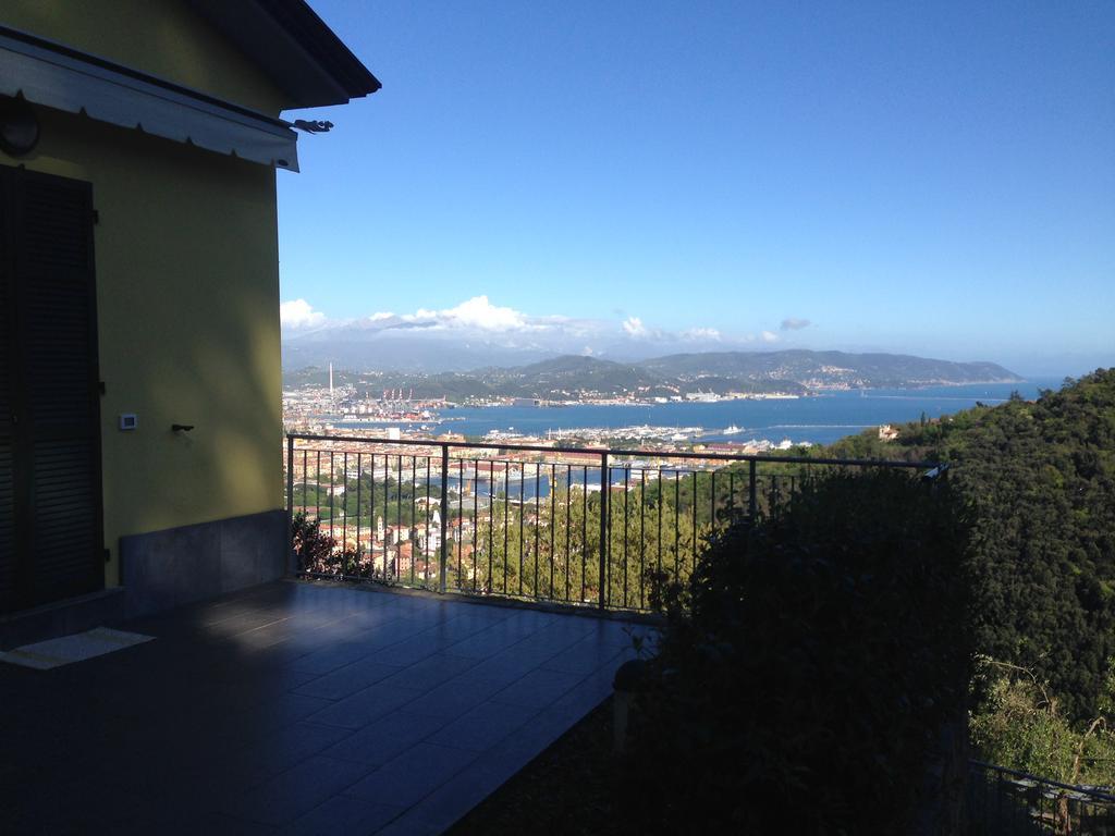Arianna Hill House Bed & Breakfast La Spezia Exterior photo
